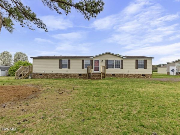 6748 Stantonsburg Road, Farmville, NC 27828