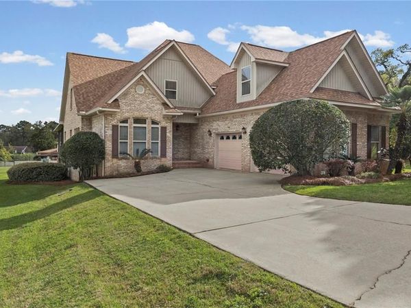 4199 Heron Lakes Drive, Mobile, AL 36693