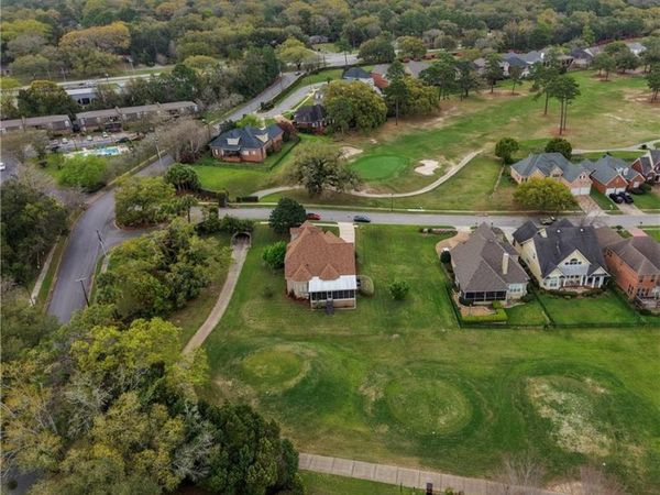 4199 Heron Lakes Drive, Mobile, AL 36693