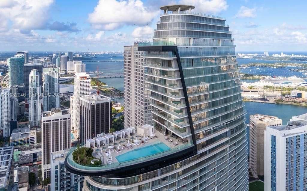 300 Biscayne Boulevard Way, Unit 2307W, Miami, FL 33131 Photo
