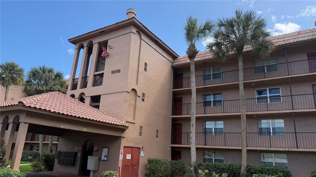 10110 Boca Entrada Blvd, Unit 305, Boca Raton, FL 33428 Photo