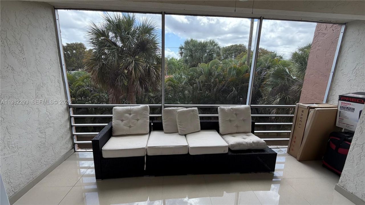 10110 Boca Entrada Blvd, Unit 305, Boca Raton, FL 33428 Photo