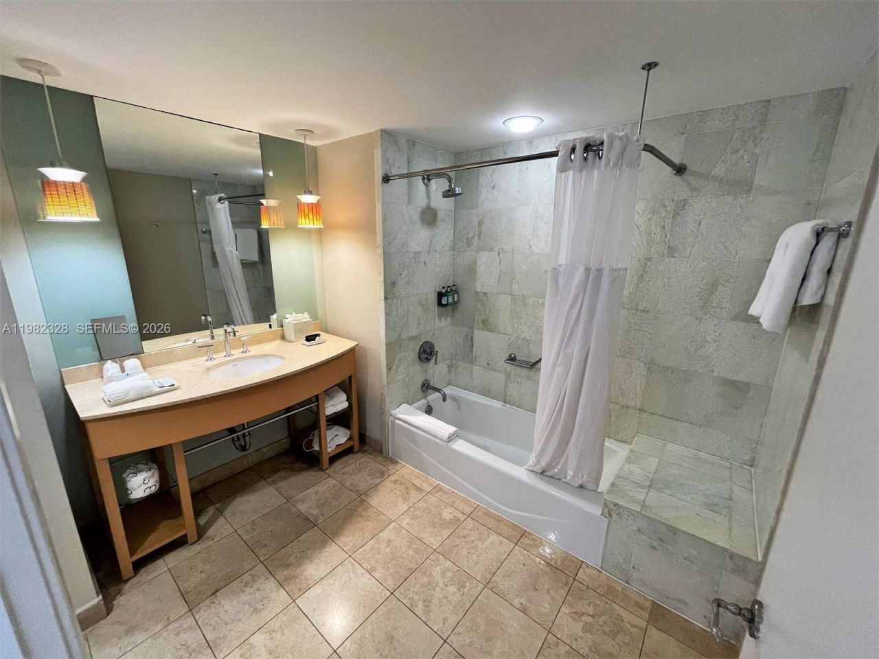 18683 Collins Av , Unit 1206, Sunny Isles Beach, FL 33160 Photo