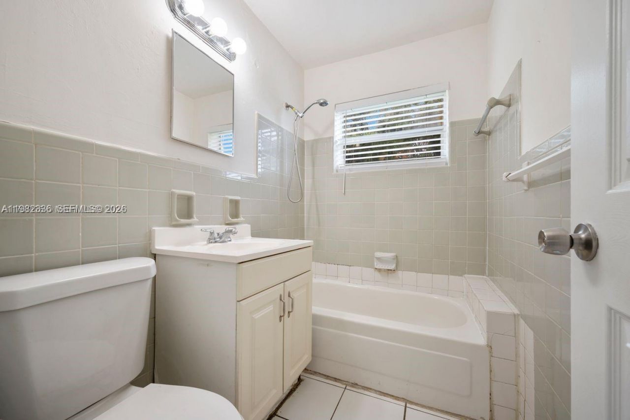 2439 Fletcher St, Hollywood, FL 33020 Photo