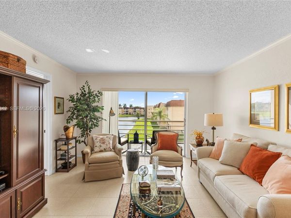 8950 Sunrise Lakes Blvd, Unit 309, Sunrise, FL 33322