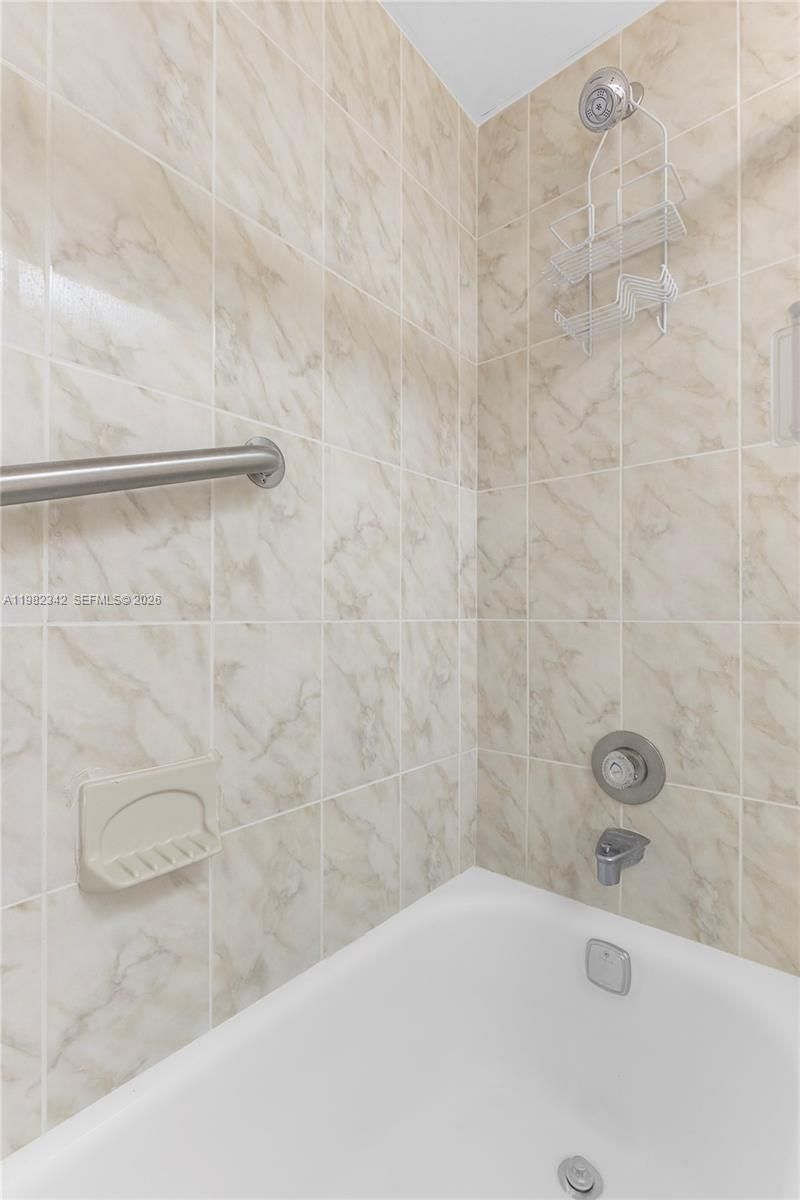 8950 Sunrise Lakes Blvd, Unit 309, Sunrise, FL 33322 Photo