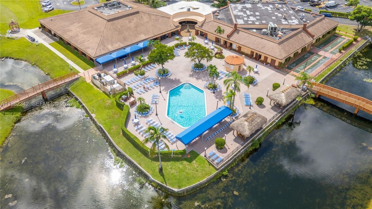 8950 Sunrise Lakes Blvd, Unit 309, Sunrise, FL 33322 Photo