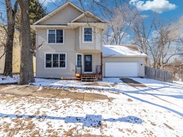 657 Oakdale Avenue, Saint Paul, MN 55107