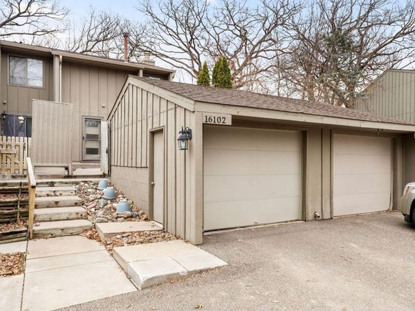 16102 18th Place N, Plymouth, MN 55447