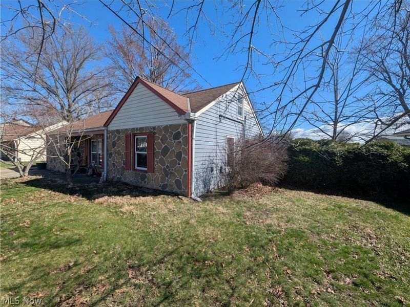 1085 Stevens Boulevard, Eastlake, OH 44095 Photo 2