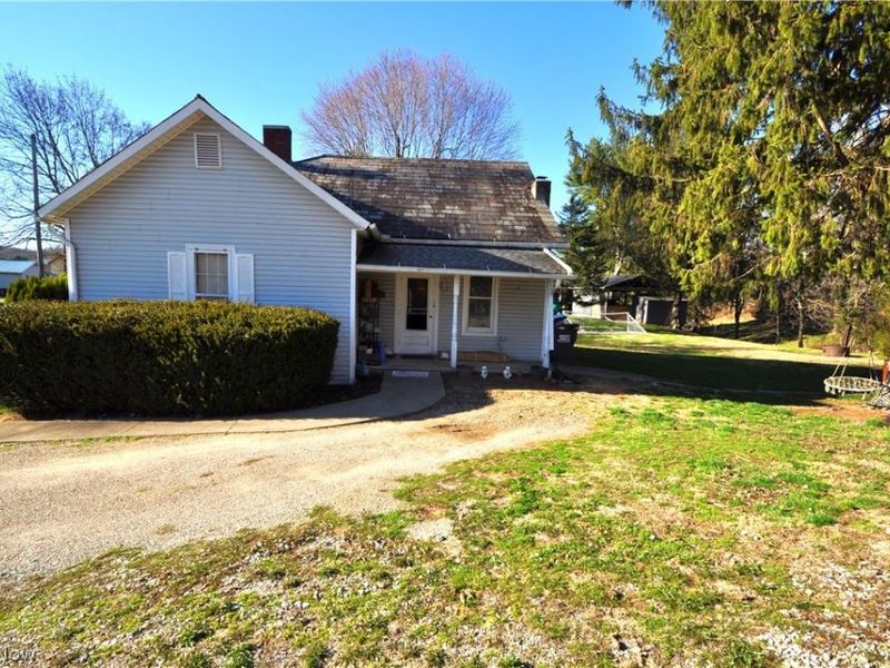 416 High Street, Dresden, OH 43821 Photo 3