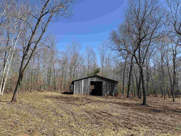 1 DELANEY LOOP, Adamsville, TN 38310