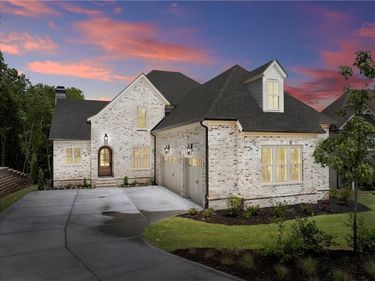 4860 Grandview Court, Flowery Branch, GA 30542