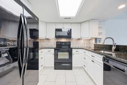 311 69th Ave. N  photo 4