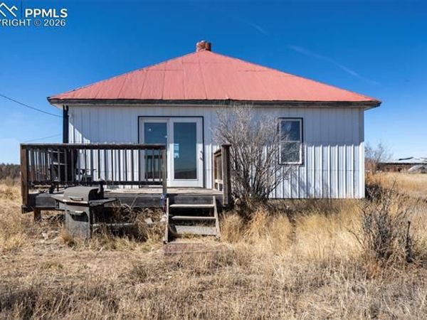 10573 County Road 165 , Matheson, CO 80830