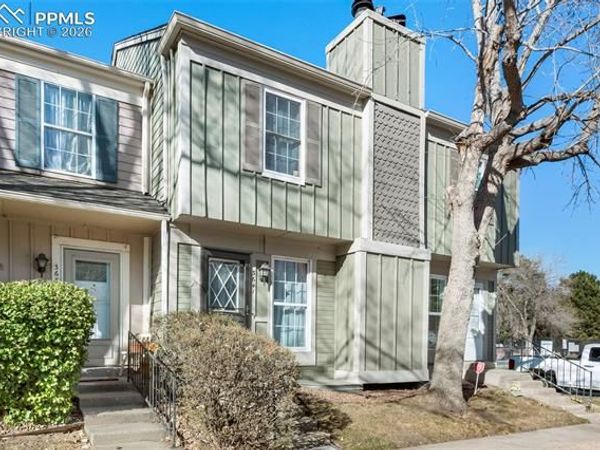 3643 Queen Anne Way, Colorado Springs, CO 80917