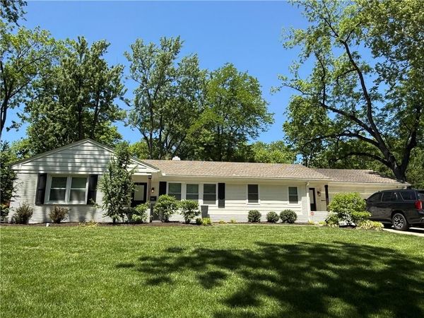 3004 W 91st Street, Leawood, KS 66206