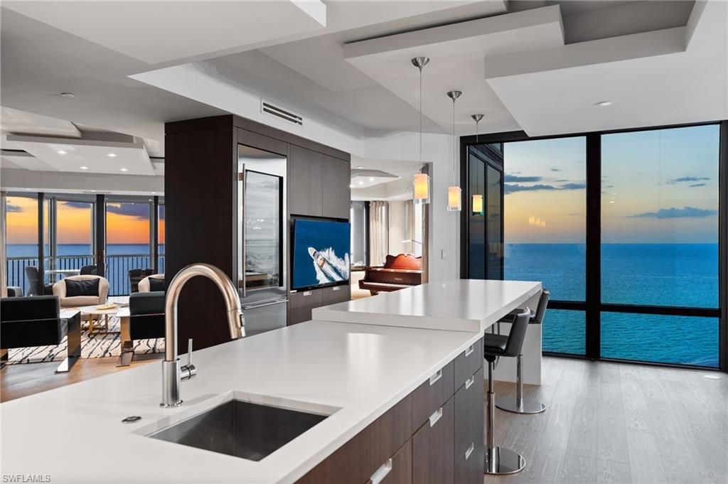 4951 Gulf Shore Blvd N, Unit 703, Naples, FL 34103 Photo