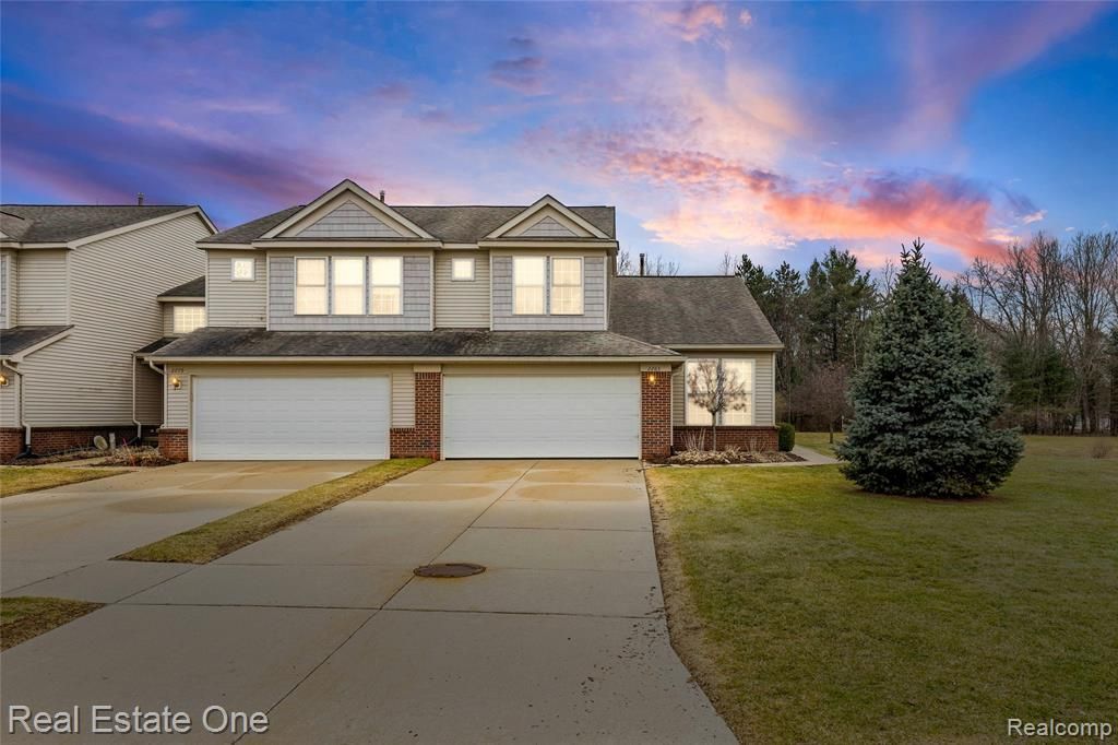 2283 Crystal Crossing Drive, Marion Township, MI 48843 Main Photo