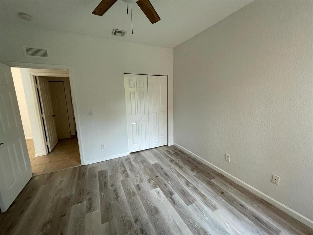 3549 Forest Hill Boulevard, Unit 19, Palm Springs, FL 33406 Photo