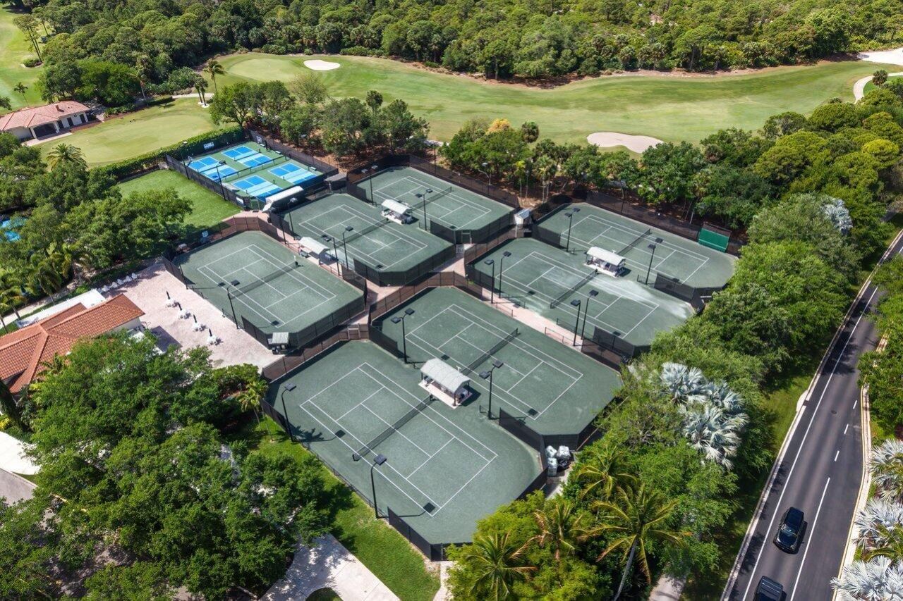 686 Hermitage Circle, Palm Beach Gardens, FL 33410 Photo