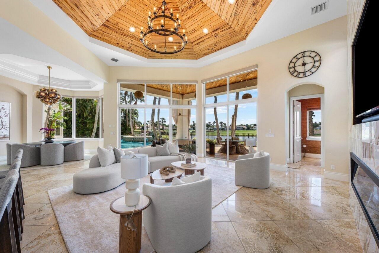 686 Hermitage Circle, Palm Beach Gardens, FL 33410 Photo