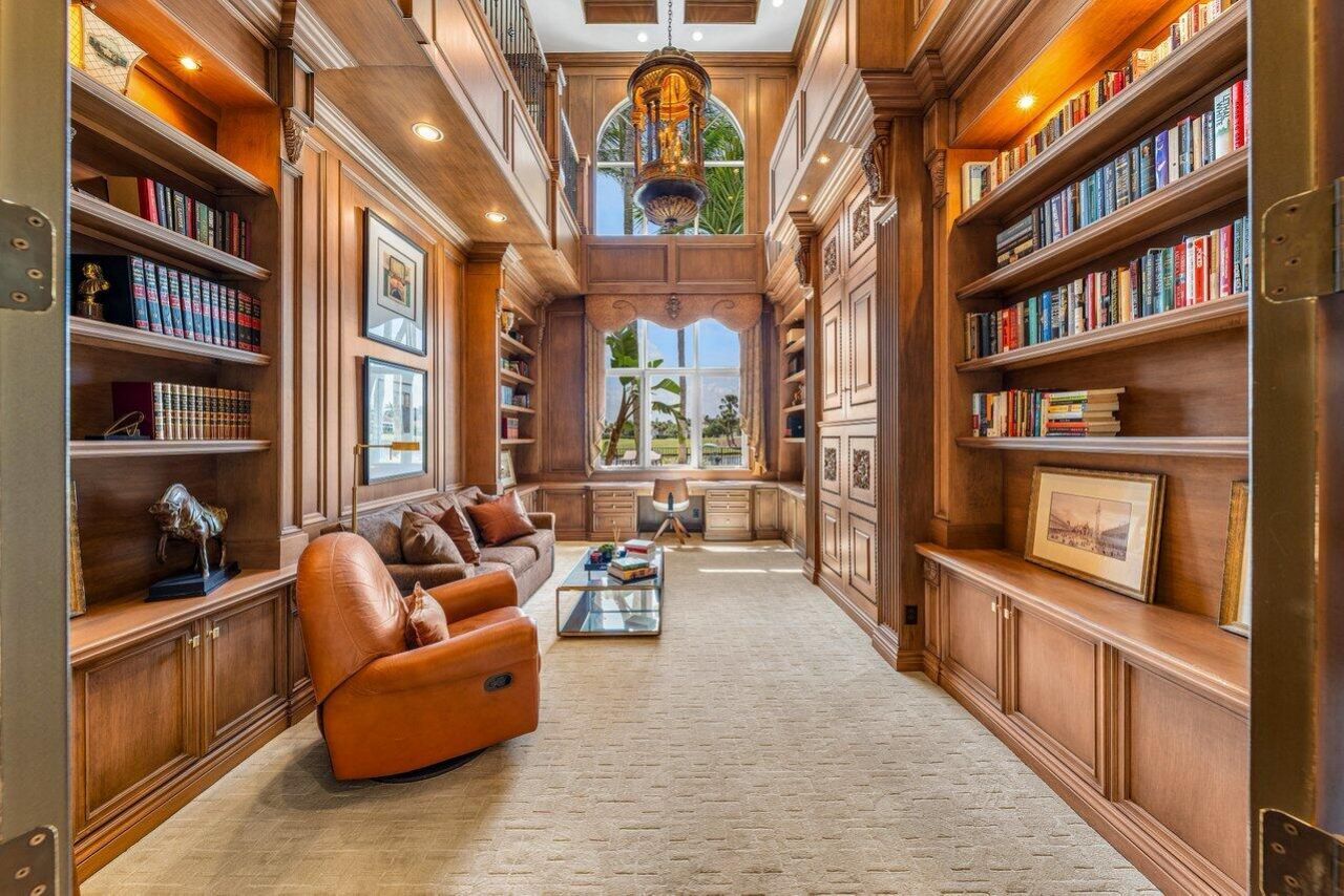 686 Hermitage Circle, Palm Beach Gardens, FL 33410 Photo