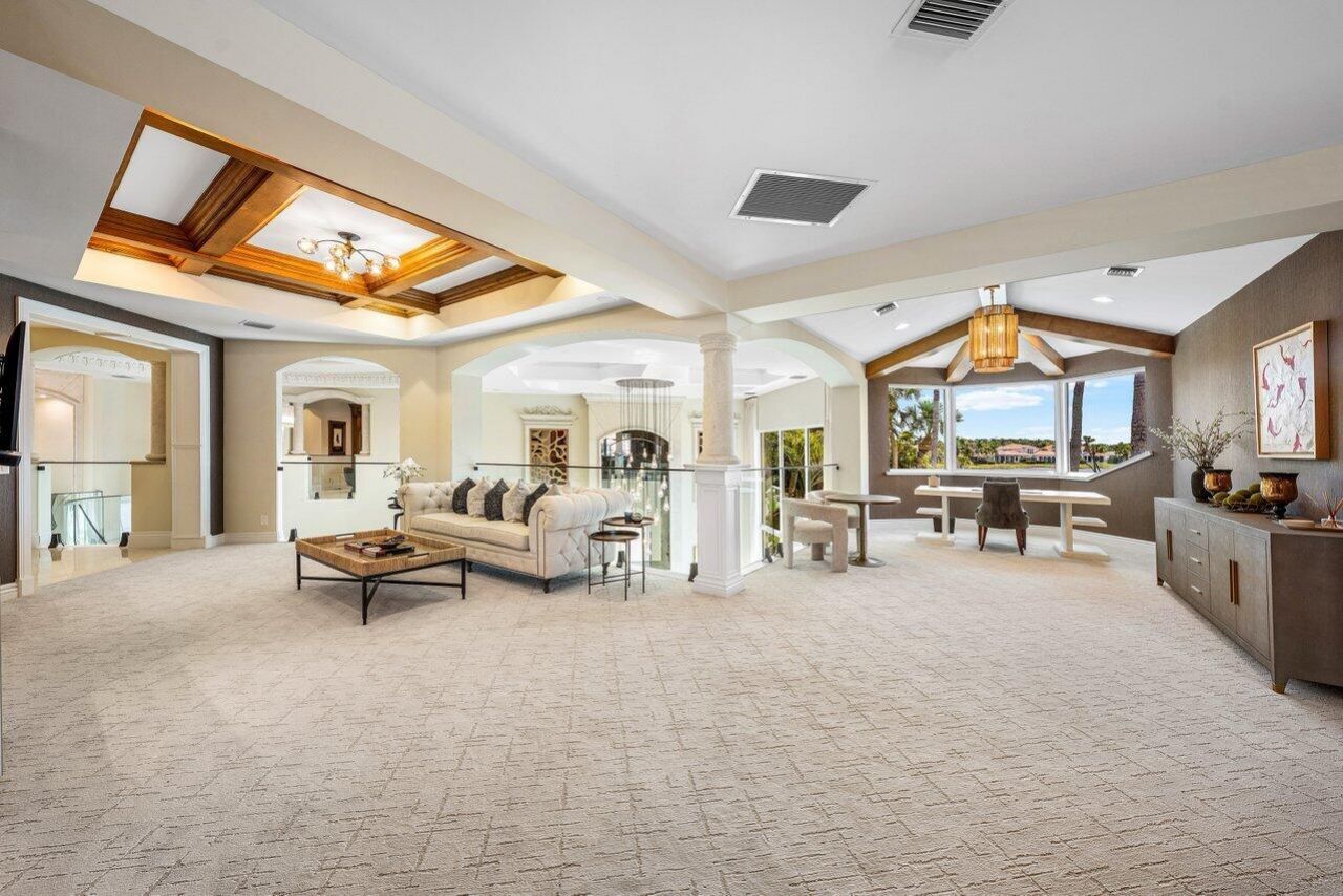 686 Hermitage Circle, Palm Beach Gardens, FL 33410 Photo