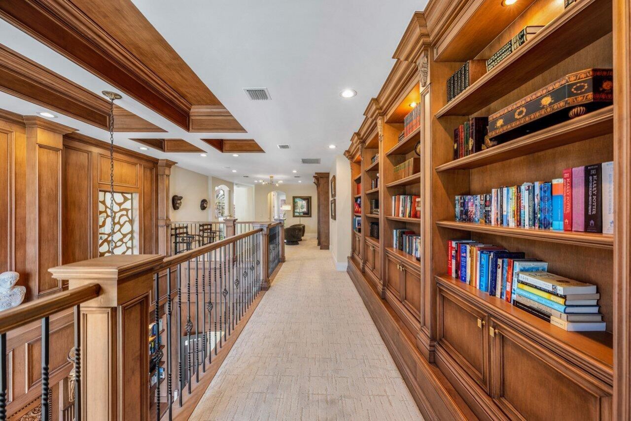 686 Hermitage Circle, Palm Beach Gardens, FL 33410 Photo