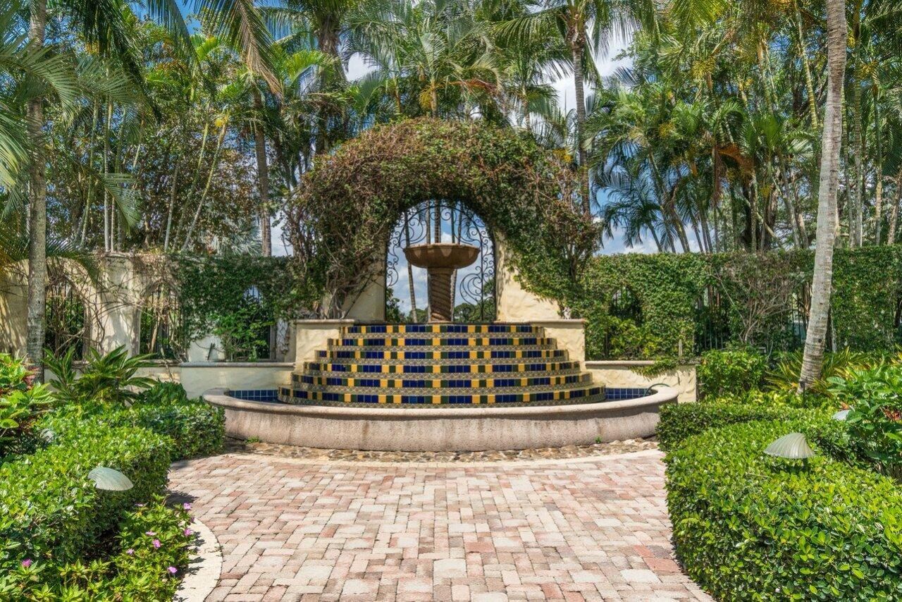 686 Hermitage Circle, Palm Beach Gardens, FL 33410 Photo