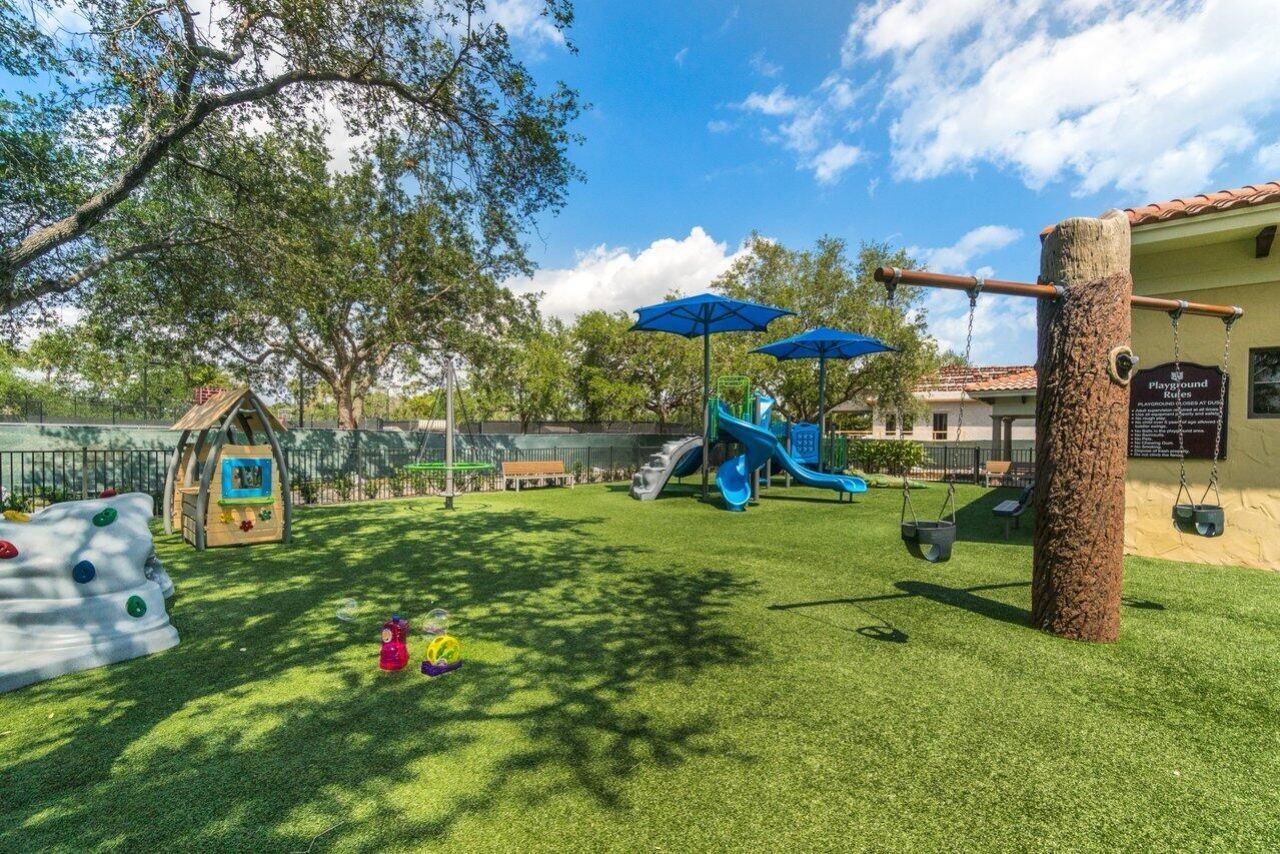 686 Hermitage Circle, Palm Beach Gardens, FL 33410 Photo