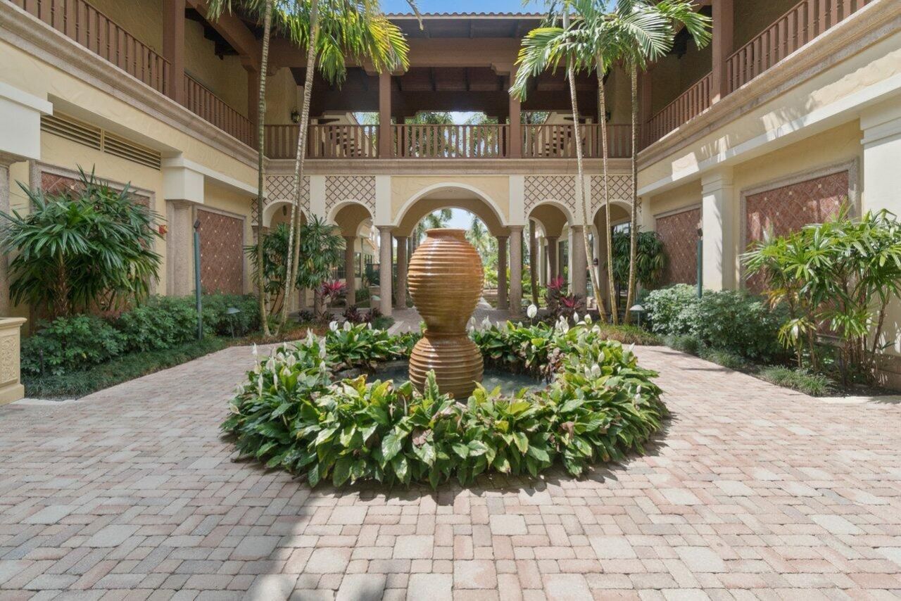 686 Hermitage Circle, Palm Beach Gardens, FL 33410 Photo