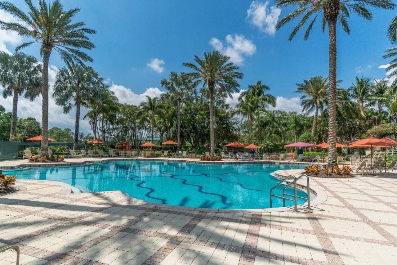 686 Hermitage Circle, Palm Beach Gardens, FL 33410 Photo