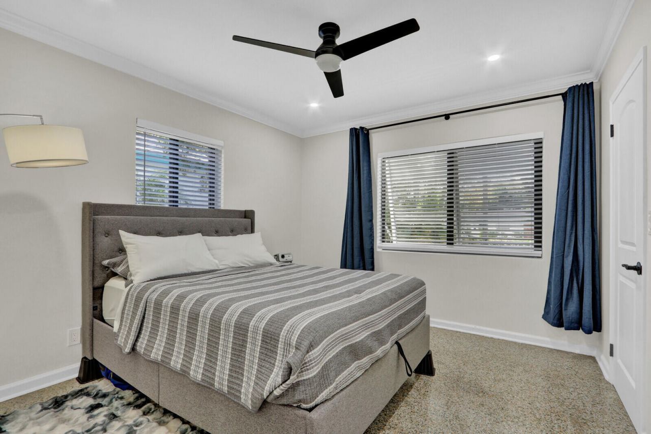 431 52nd Street, West Palm Beach, FL 33407 Photo