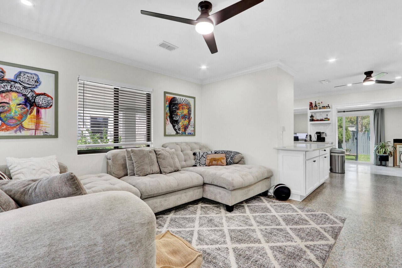 431 52nd Street, West Palm Beach, FL 33407 Photo