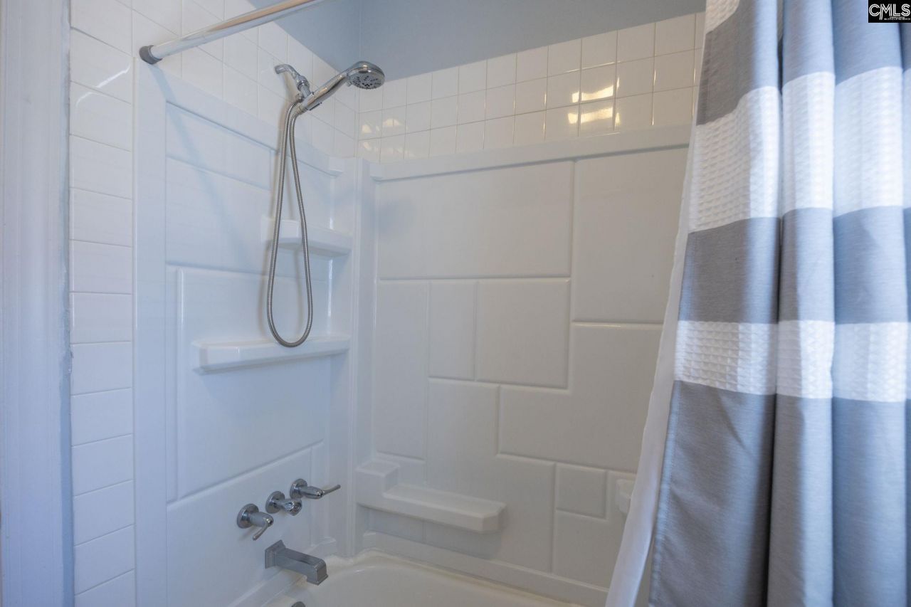 1045 Jones Road Photo 50