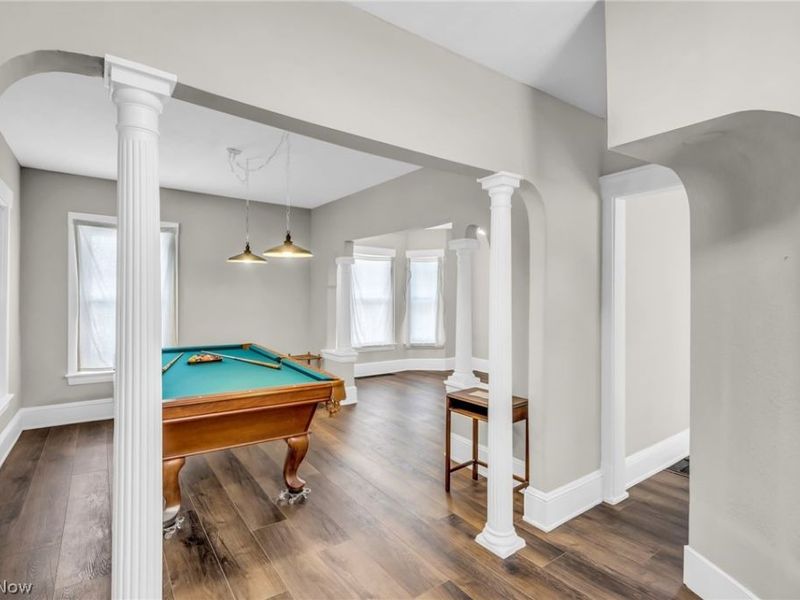 323 Groveland Club Drive, Cleveland, OH 44110 Photo 18