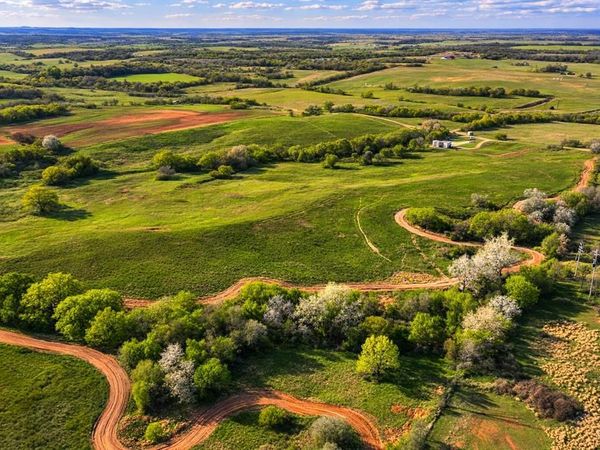 3730 County Street 2850 , Ninnekah, OK 73067