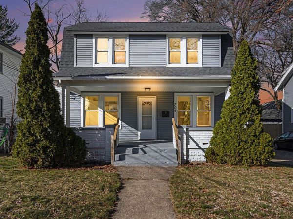 709 Griggs Street SE, Grand Rapids, MI 49507
