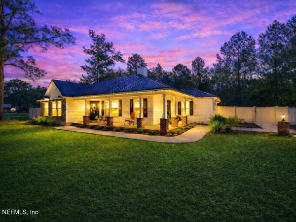 129 GRASSY Lane, Palatka, FL 32177