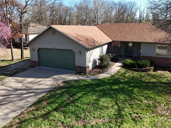 9 Piccadilly Lane , Bella Vista, AR 72714