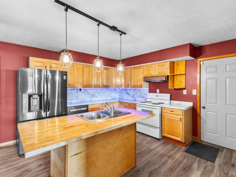 585 County Road 21 , Ashley, OH 43003 Photo 11