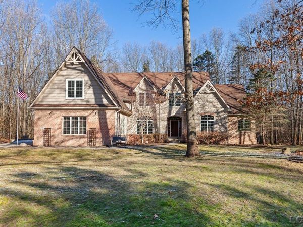 7184 Sanctuary , Jackson, MI 49201