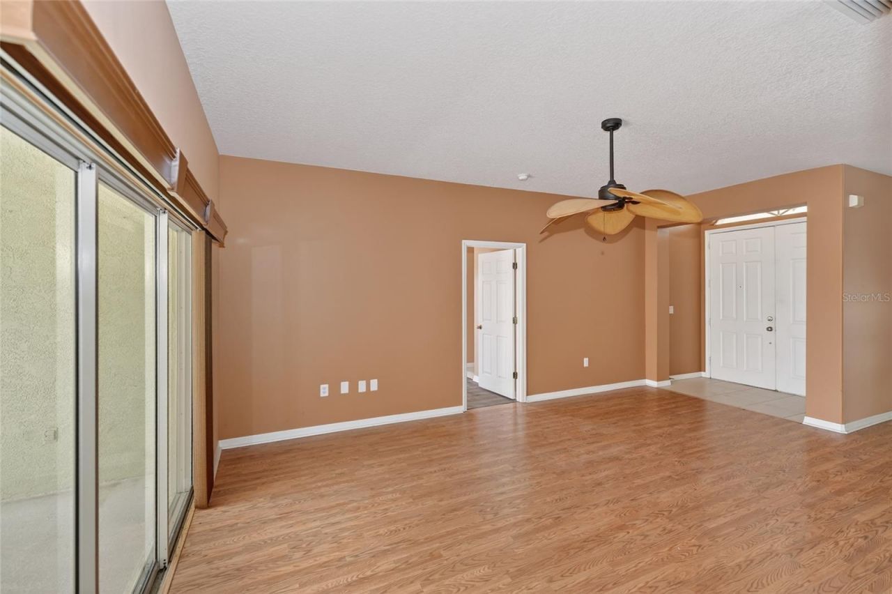 2724 Temple Street , Sarasota, FL 34239 Photo