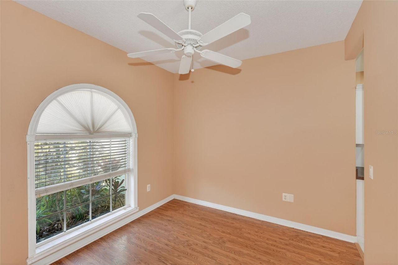 2724 Temple Street , Sarasota, FL 34239 Photo