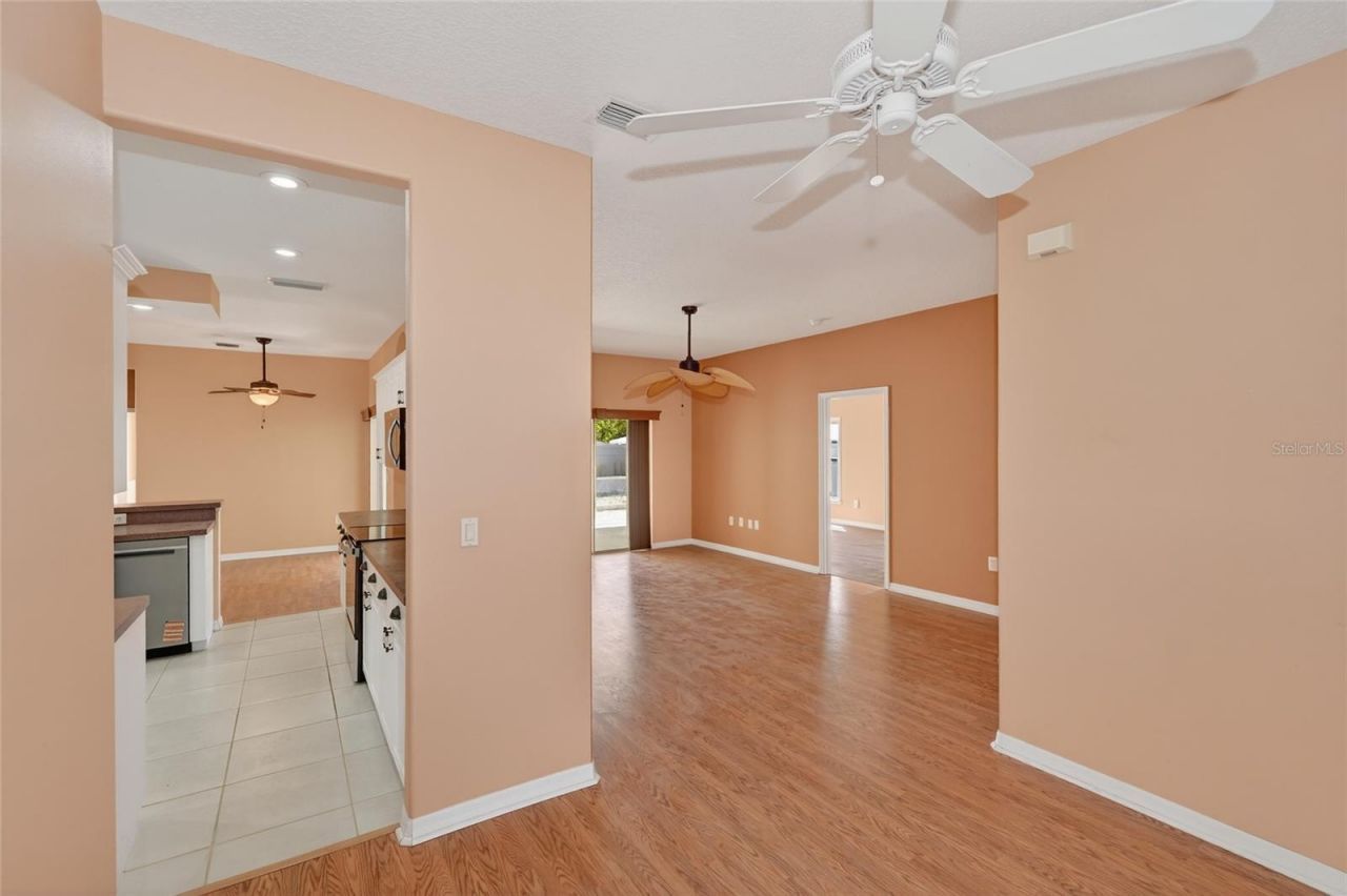 2724 Temple Street , Sarasota, FL 34239 Photo
