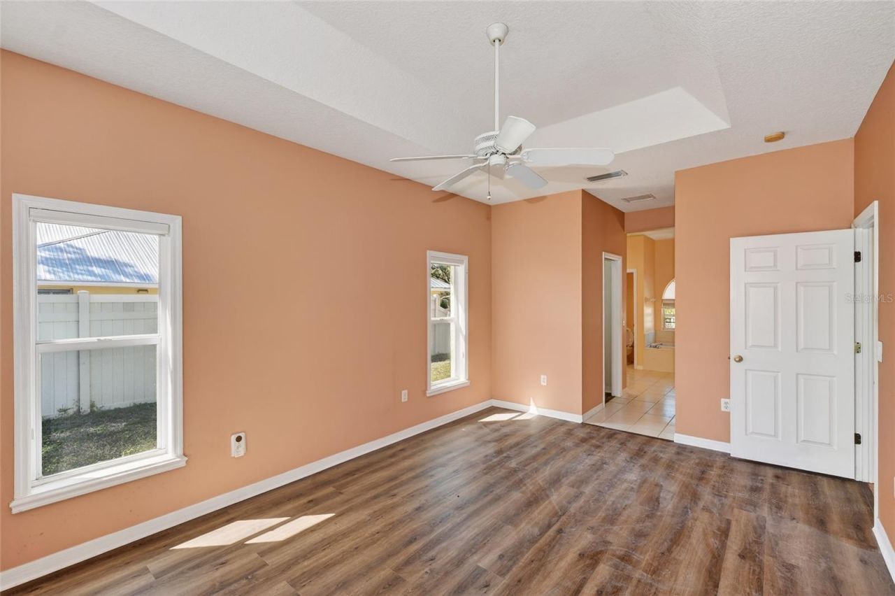 2724 Temple Street , Sarasota, FL 34239 Photo