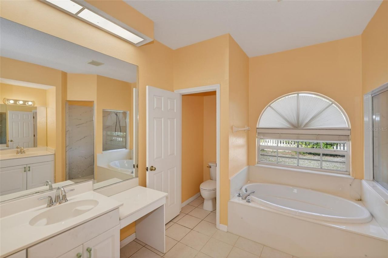 2724 Temple Street , Sarasota, FL 34239 Photo