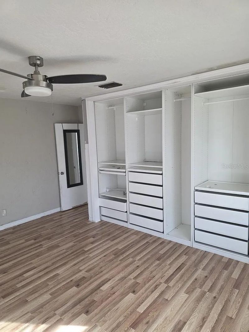 622 Myrtle Way S, Saint Petersburg, FL 33703 Photo