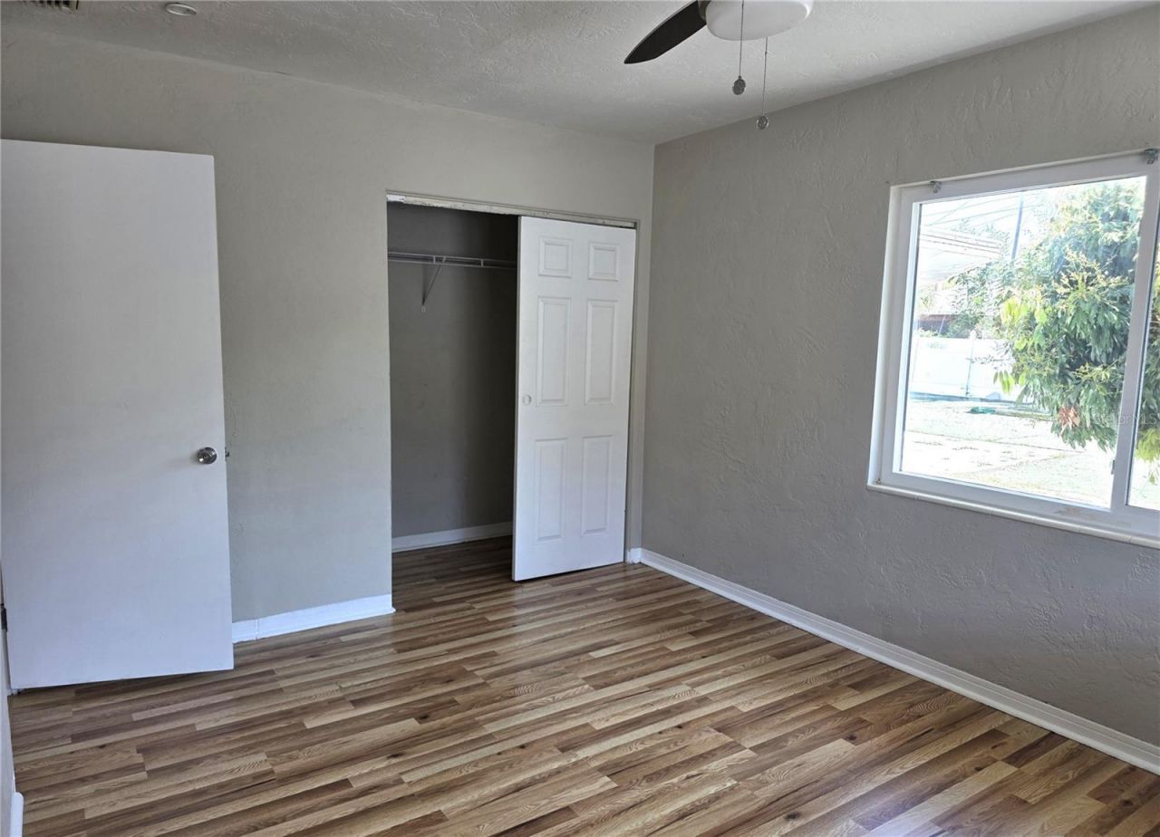 622 Myrtle Way S, Saint Petersburg, FL 33703 Photo